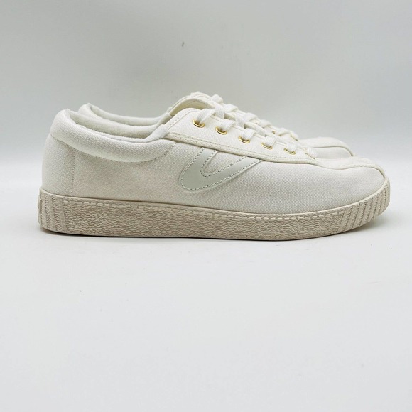 Tretorn Shoes - Tretorn J Crew Shoes Womens 8 White Canvas Sneakers Casual Comfort Trainers